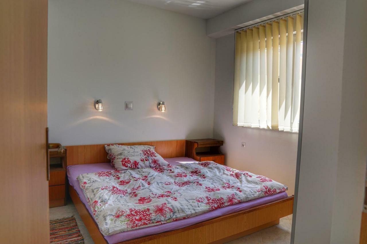 Apartman Cro Garden Lejlighed Zadar Eksteriør billede